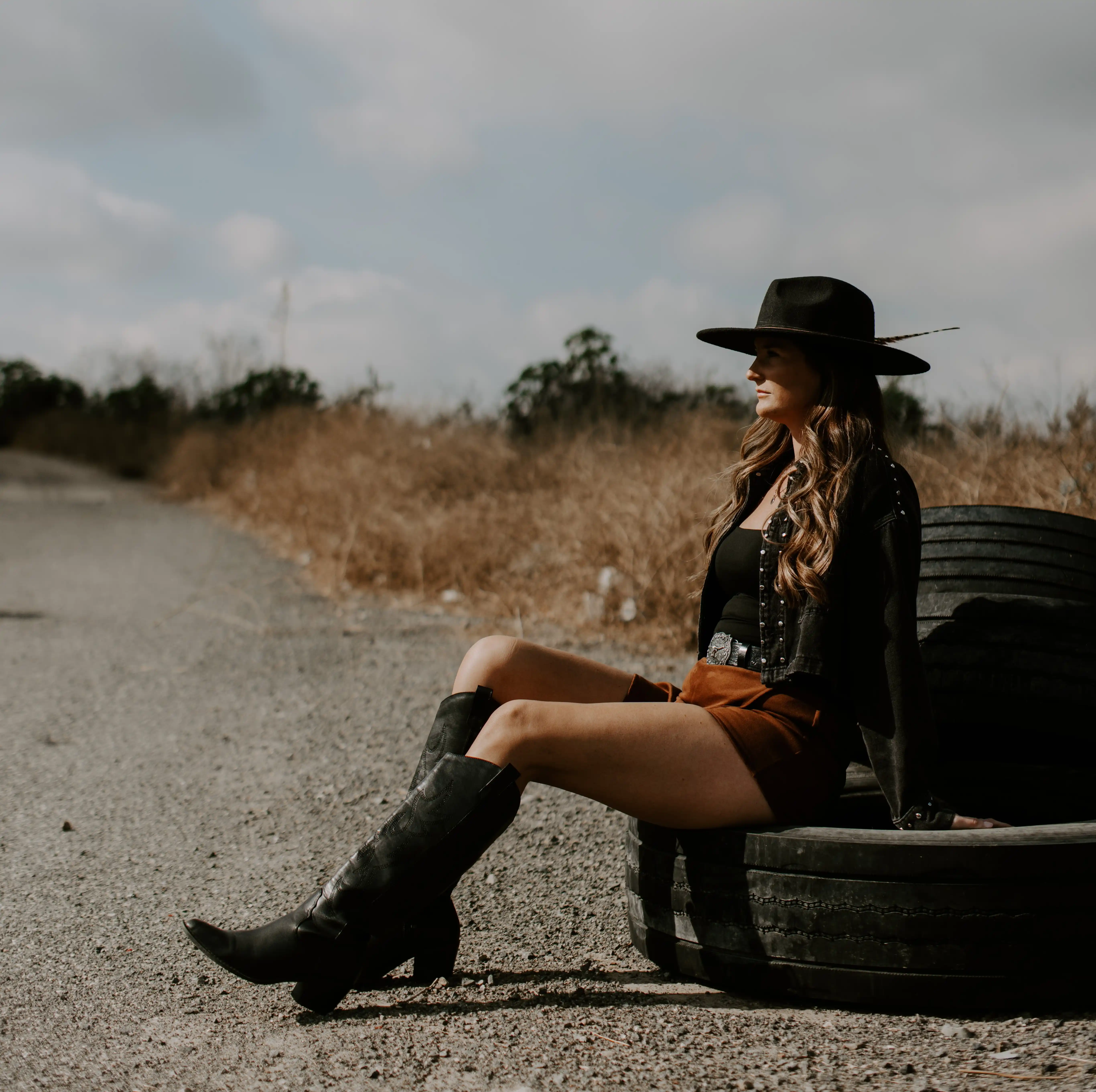 Ashley Felton: Southern California’s Breakout Country Artist Redefining the Modern Country Sound